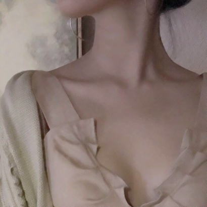 性感的女生锁骨部位微信头像合集下载