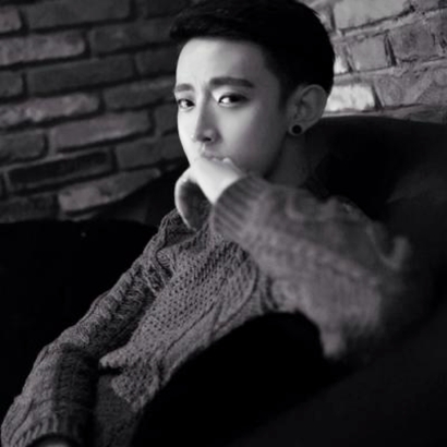 冷傲帅气的微信个性气质男生头像下载