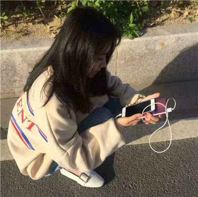 微信迷人性感个性女生头像