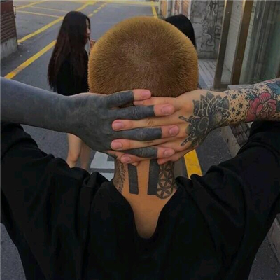 微信潮流重口味欧美男生头像