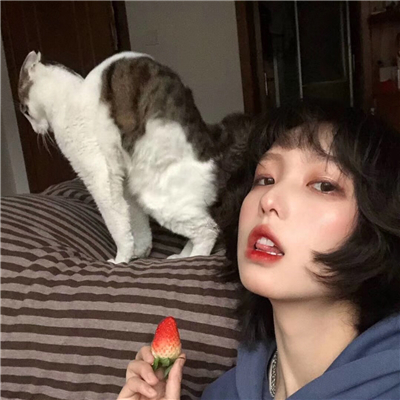 微信迷人性感个性女生头像