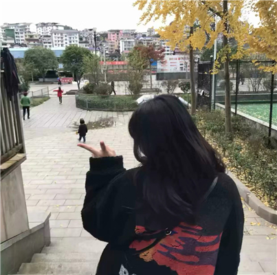 微信迷人性感个性女生头像