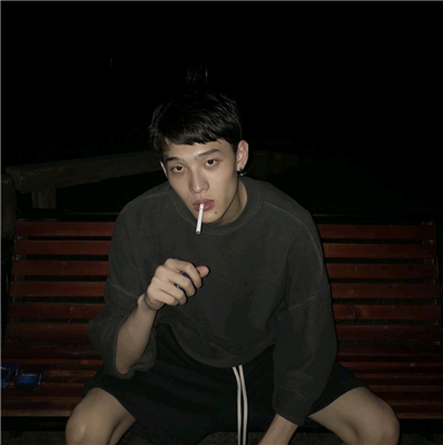 微信性感帅气男生头像