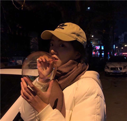 微信迷人性感个性女生头像