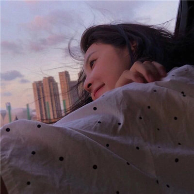 微信迷人性感个性女生头像