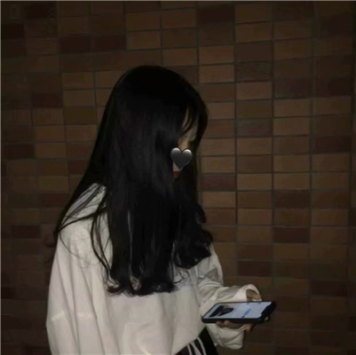 微信迷人性感个性女生头像