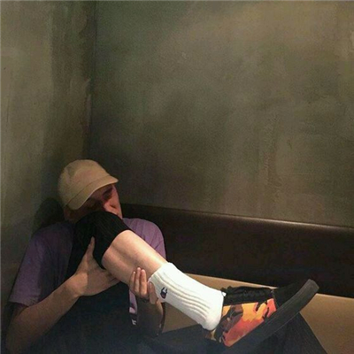 微信超拽冷酷男生头像