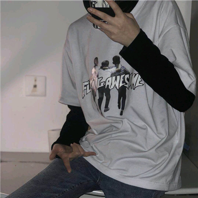 微信意境高冷寂寞男生头像