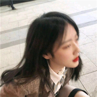 微信迷人性感个性女生头像