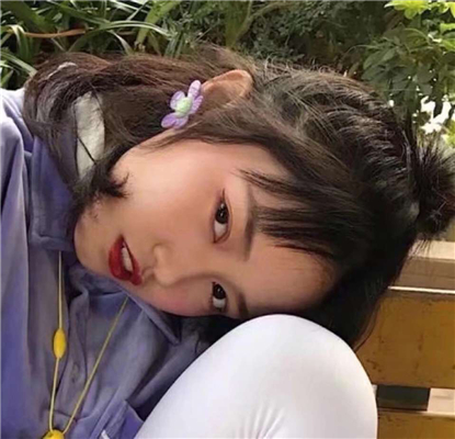 微信迷人性感个性女生头像