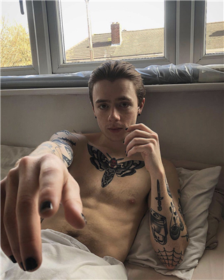 微信小清新时尚冷酷欧美男生头像