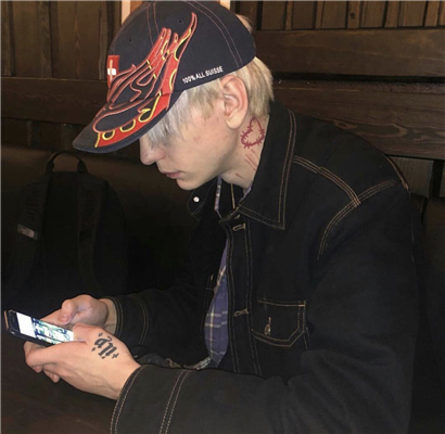 微信小清新时尚冷酷欧美男生头像