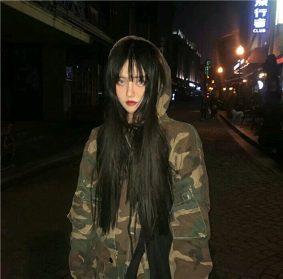 微信阳光气质潮流女生头像