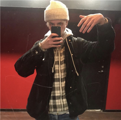 微信小清新时尚冷酷欧美男生头像