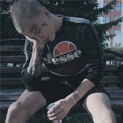 微信高颜值帅气性感男生头像