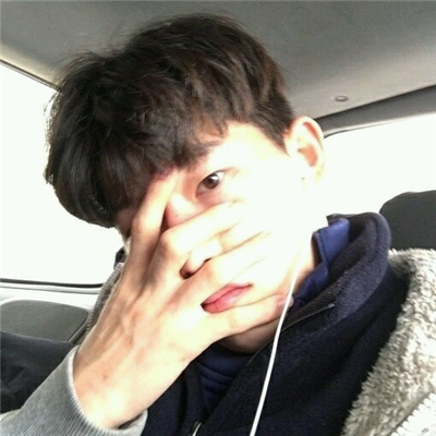 微信文艺冷酷个性男生头像