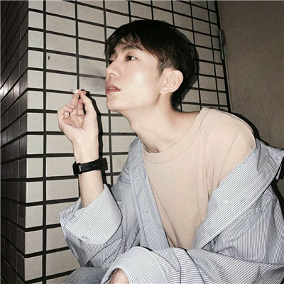 微信高颜值帅气性感男生头像