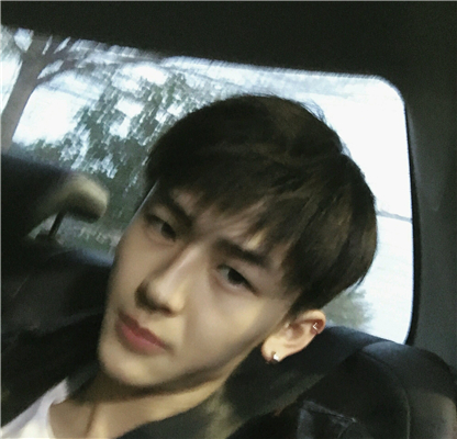 微信高颜值帅气性感男生头像