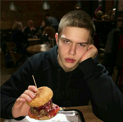 微信文艺冷酷个性男生头像