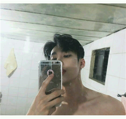 微信文艺冷酷个性男生头像