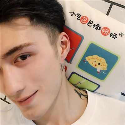 帅气迷人性感男生微信头像