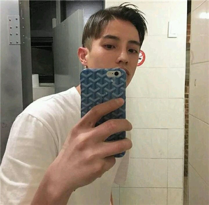 微信高颜值帅气性感男生头像
