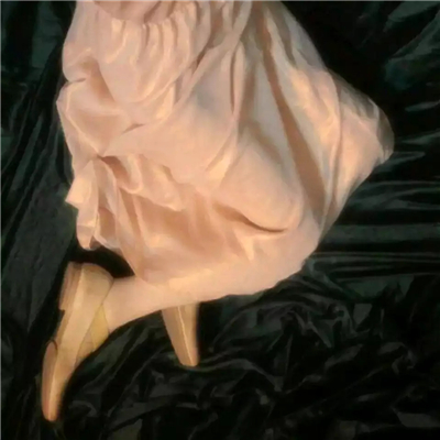 冷酷文艺女生微信头像