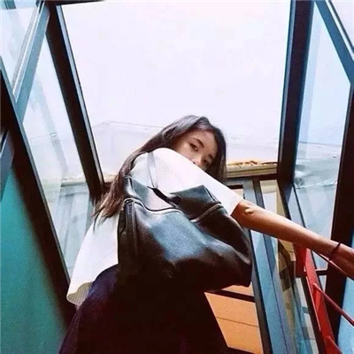 清新文艺女生微信头像