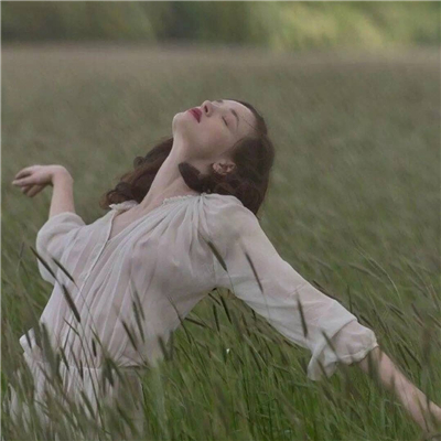 冷酷文艺女生微信头像