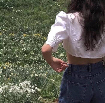 冷酷文艺女生微信头像