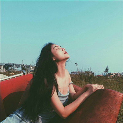 清新文艺女生微信头像