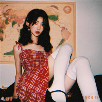 微信时尚简洁气质女生头像