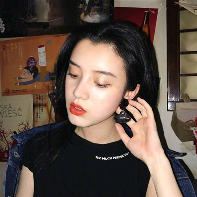 冷酷文艺女生微信头像