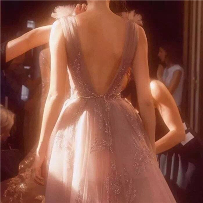 冷酷文艺女生微信头像