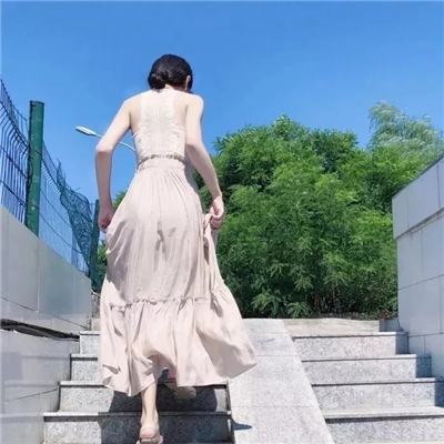 微信时尚简洁气质女生头像
