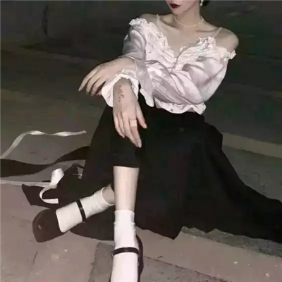 冷酷文艺女生微信头像