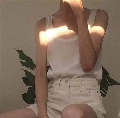 冷酷文艺女生微信头像