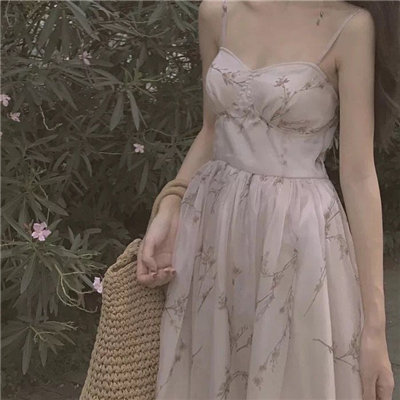 清新文艺女生微信头像