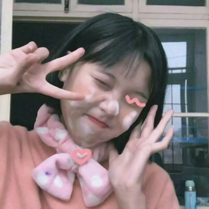 高冷气质短发美女系列微信头像合集下载