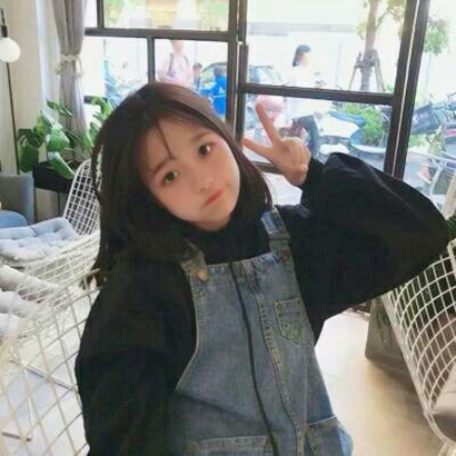 高冷气质短发美女系列微信头像合集下载