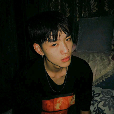 微信帅气性感青春范男生头像