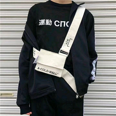 微信冷漠迷人男生头像