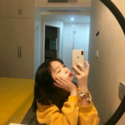 高冷气质短发美女系列微信头像合集下载