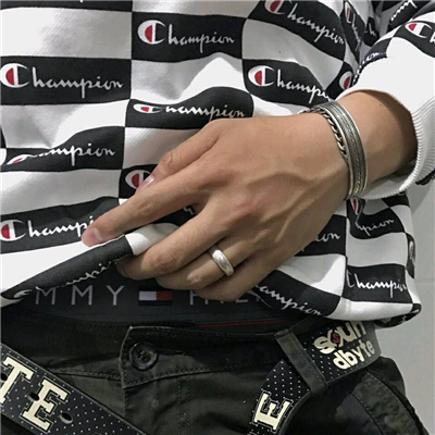 微信帅气性感青春范男生头像