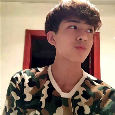 微信清新阳光少年男生头像