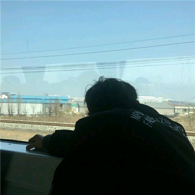 清新文艺微信男生头像