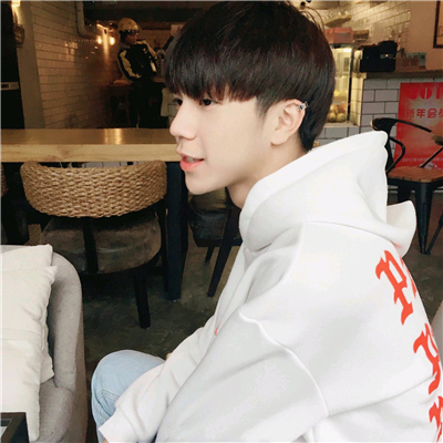 清新文艺微信男生头像