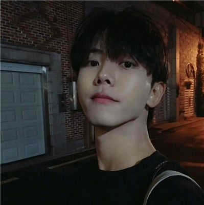 清新文艺微信男生头像