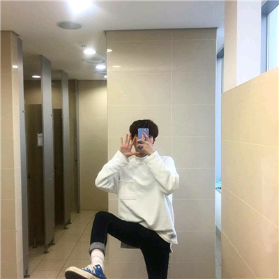 微信清新阳光少年男生头像