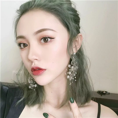 微信气质潮流文艺女生头像